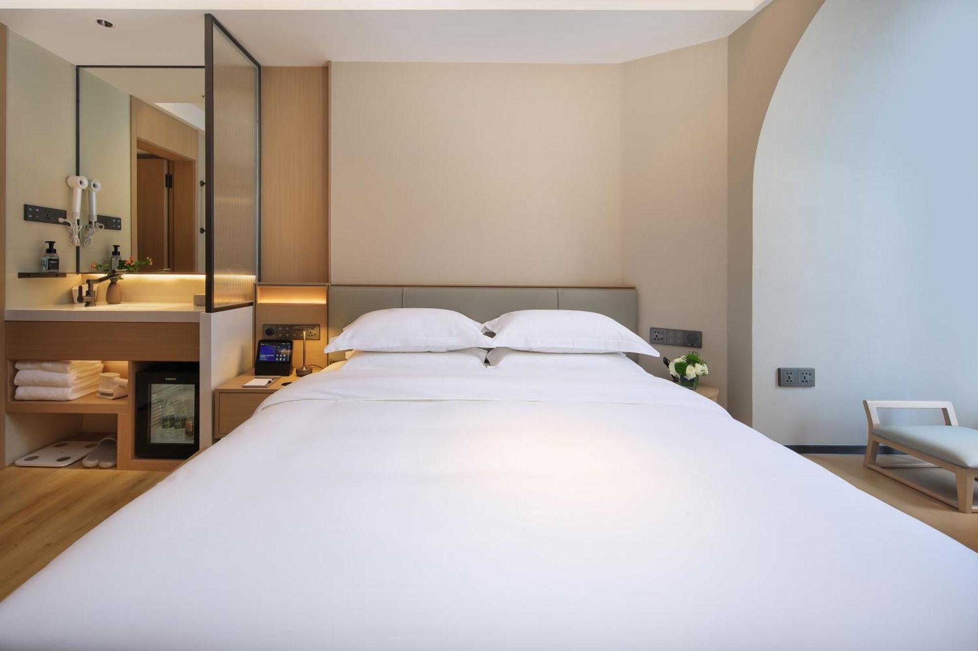 Lijiang Moon Hotel - Guilin East And West Lane Two Rivers And Four Lakes Scenic Area Bagian luar foto